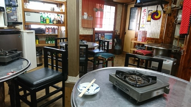 アリラン食堂の店内